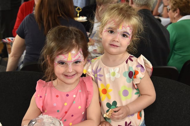 Sisters, Isla (5) and Emma Johnston (3) pictured at the Loughgall tea party on Monday. PT18-263. Pictured by Tony Hendron