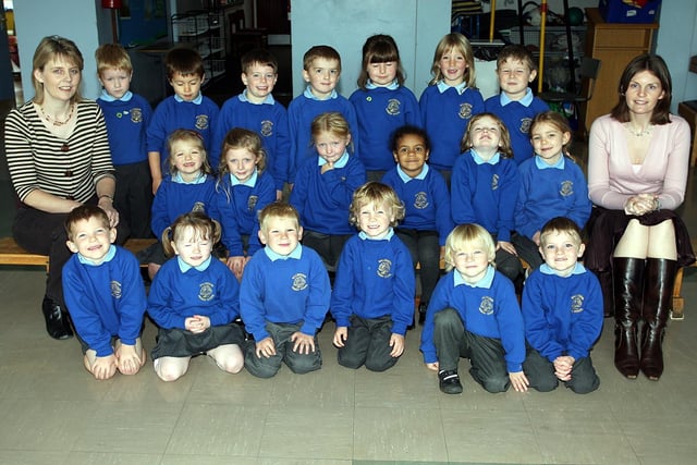 Ballinderry Primary School Primary One teacher Hannah Collins with Classroom Assistant Rosemarie McAdam and her Primary One Class in 2007