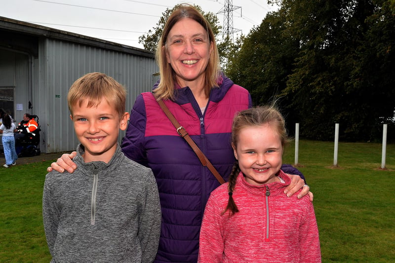 Wendy Newell treated her nephew and niece, Tommy and Annie Stewart, to a day out at the charity event at Laurelvale Cricket Club on Saturday. PT39-204.