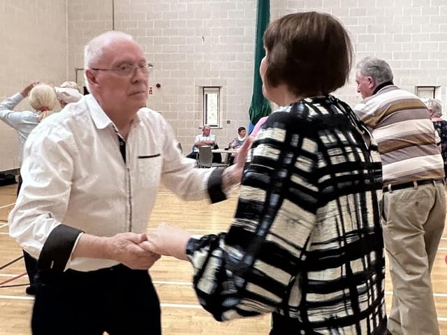 Enjoying the tea dance in Lurgan.