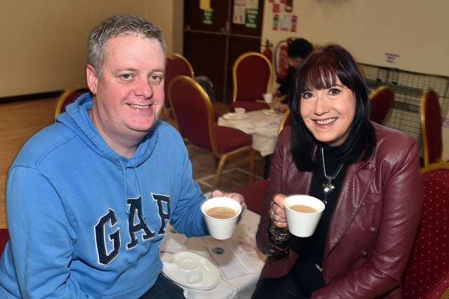 Enjoying a coffee and a chat at the Epworth Playgroup 10th anniversary coffee morning are Nicholas Cardwell and Caroline Jones. PT48-229.