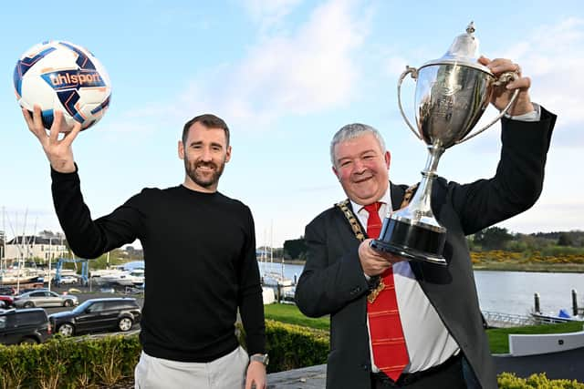 Mayor of Causeway Coast and Glens, Councillor Ivor Wallace and Northern Ireland international Niall McGinn at the SuperCupNI draw