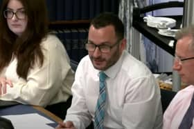 TUV MLA Timothy Gaston has questioned a claim on police numbers by the deputy First Minister.
