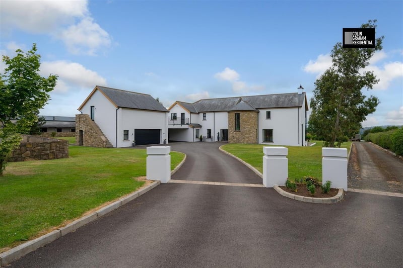 The stunning detached family residence on Hillhead Road, Ballyclare enjoys quiet, rural surroundings, whilst being within easy commuting distance from Belfast.
