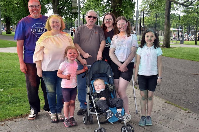Members of the extended Connolly family who enjoyed the Ballyoran Primary School colour run on Thursday morning. PT21-219.