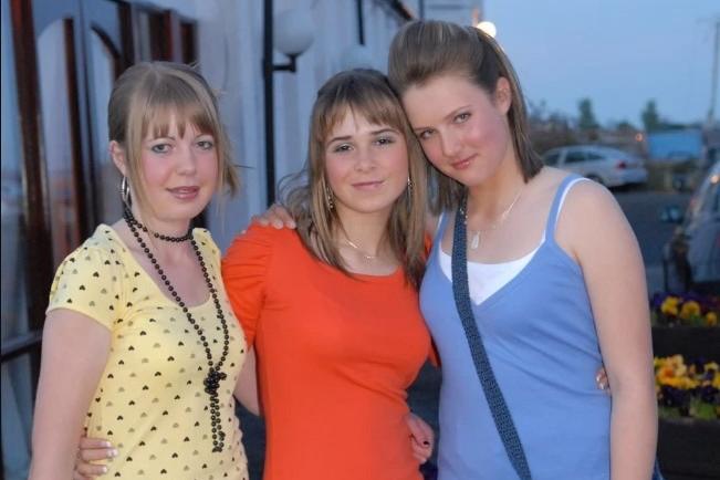 Joanna Paisley, Leigh Snoddy and Patricia Leitch ready for the catwalk during the Larne Ladies Hockey Club fashion show in spring 2007. LT17-332-PR