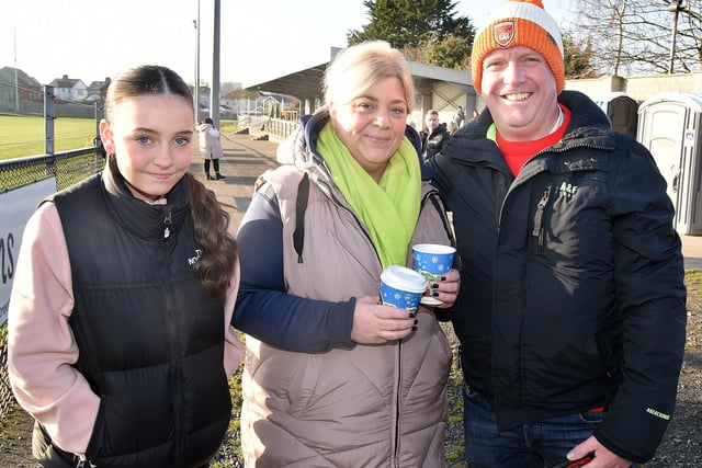 Clann Éireann fans, Rose O'Hagan and Katrina and Andrew Thompson pictured before the All-Ireland Senior Club Championship semi-final on Sunday. LM50-218.
