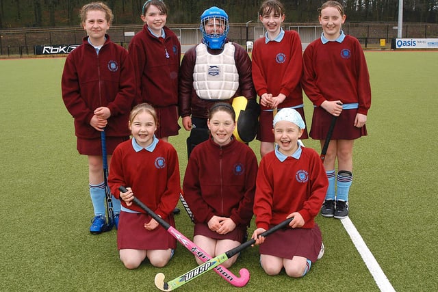 Pond Park Primary School made it through to the NI Finals of Hockey in 2007