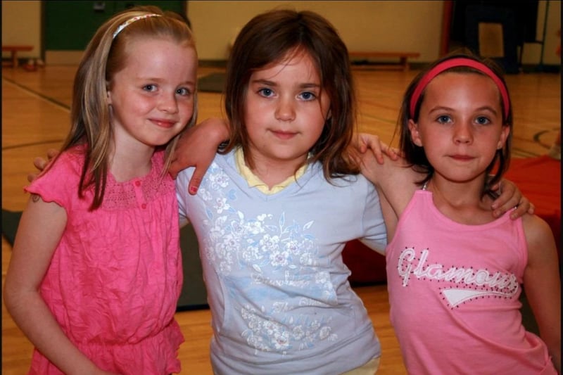 Ciara McClosky, Melissa Thompson and Jamie-Lee Livingston pictured at the 2007 Carrickfergus summer scheme.