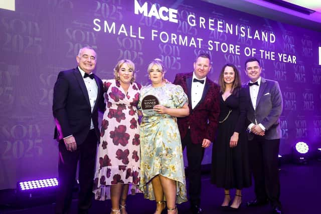 Receiving the MACE (small format) Store of the Year award at Musgrave NI’s Store of the Year event are Samantha Peters and Gemma McCann from Mace Greenisland. They are joined by (from left) Musgrave NI’s Managing Director Trevor Magill, Mace Sales Manager Jonathan Mills, Eimear Dillon from category sponsor Nutricia, and awards host Pete Snodden.
