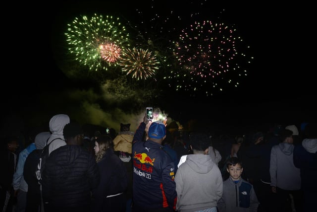 The amazing  ABC Council fireworks display at Craigavon Lakes on Thursday night. PT44-229.
