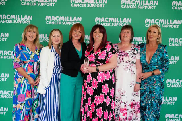 People living with cancer from Northern Ireland win ‘Outstanding Supporter Award’ at Macmillan’s Thanks to You Awards 2023.  Pictured left to right are: Michelle McCaughley from Lurgan/Craigavon Co Armagh, Donna Breslin from Derry/Londonderry, Maura McClean (Macmillan Cancer Support) from Omagh/Co Tyrone, Patricia Prosser from Dunmurry/Co Antrim, Bernie McNamee from Newtownstewart/Co Tyrone and Leanne McConnell from Belfast/Co Antrim.