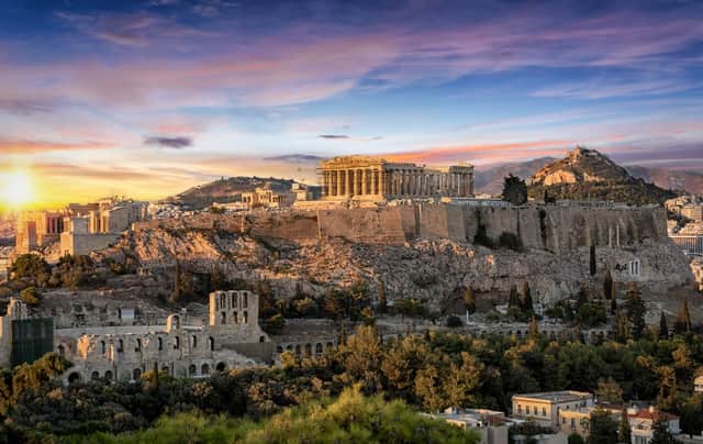 Greece’s tourism minister says these are the 3 requirements for holidaymakers this summer (Photo: Shutterstock)