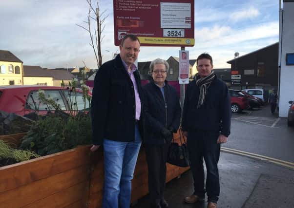 Ulster Unionist Banbridge Councillors Alderman Ian Burns, Alderman Elizabeth Ingram and Councillor Glenn Barr are calling for the Council to replace or remove substandard flower beds.