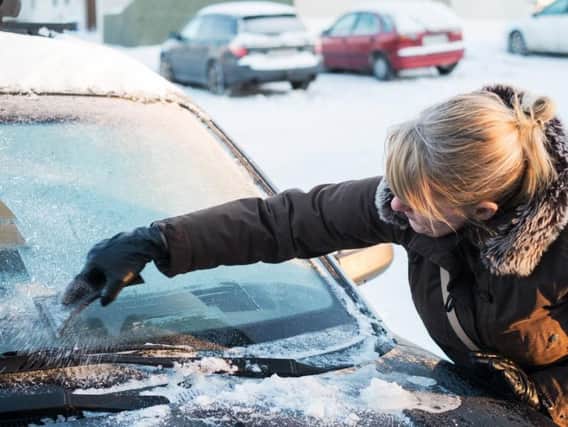The best way to defrost your car windscreen in icy weather