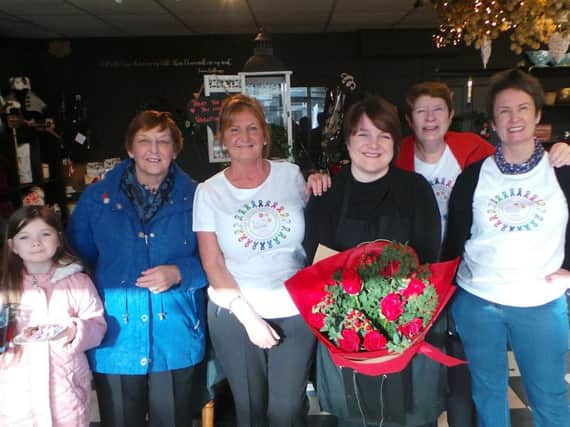 Karen McMeekan (far right) with Kim Davies and supporters at the coffee morning.  INLT 08-720-CON