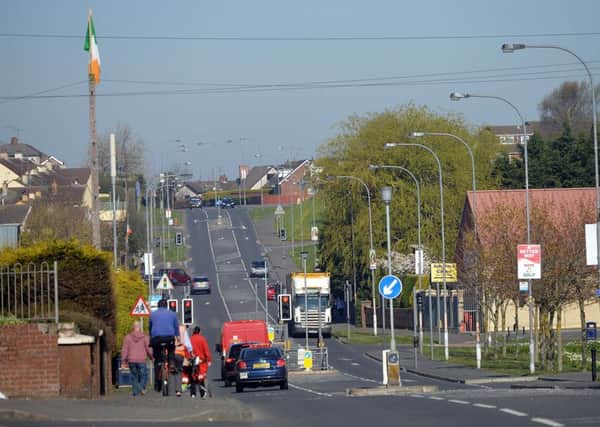Flags on Garvaghy Road. INPT17-218.