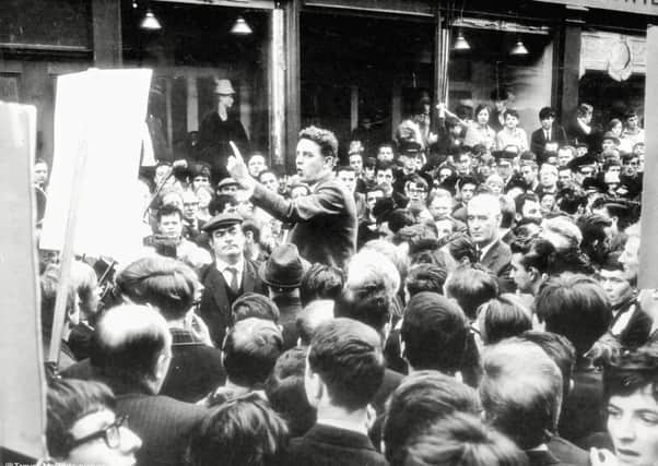 Austin Currie addresses a gathering in Duke Street on October 5, 1968