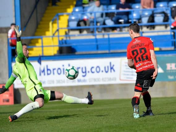 Jonny Tuffey produced a number of strong saves to help Glenavon defeat Crusaders.