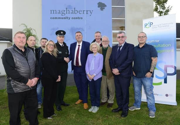 Neighbourhood Watch Coordinators representing new schemes from Maghaberry, Stoneyford and Lisburn with Superintendent David Beck, PSNI and Councillor Andrew Ewing, Chairman of Lisburn & Castlereagh City Council PCSP