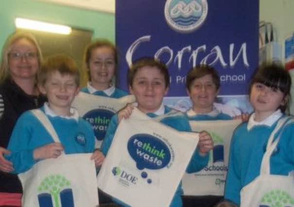 Corran Integrated Primary School, teacher Julie Moore, eco-cordinator, and pupils welcomed a visit from Eco Schools during 'Bring a Bag' Week. INLT 11-652-CON corran.