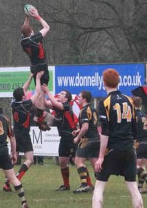 Jonathan Lees wins the ball in the line out for Rainey Edowed INTT1013-604OC