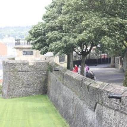 A human chain will be formed around the Derry Walls in August to mark their 400th birthday.