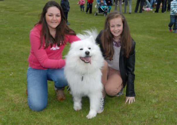 Cara and Jodie McKinstry with Tigger taking part in the Superdog show at Carnfunnock. INLT 19-362-PR