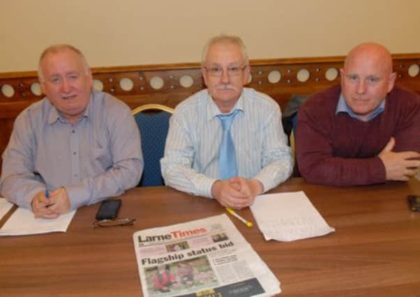 Pictured at a talk on welfare reform held in the Larne Town Hall are West Belfast MLA Fran McCann, Oliver McMullan MLA and councillor James McKeown. INLT 20-321-PR