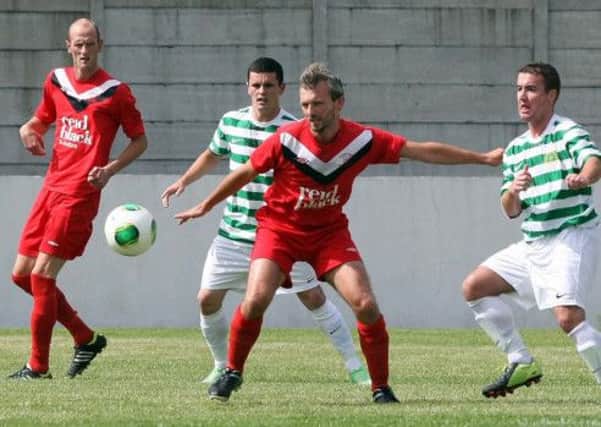 Stuart McClean in action for the Comrades in Saturday's 1-1 draw with Donegal Celtic. INNT 33-058-FP