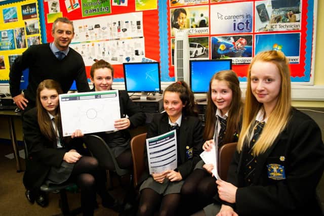 Carrickfergus College pupils took part in the first enterprise challenge workshop led by Paul McKnight, from the IFA. INCT 48-703-CON