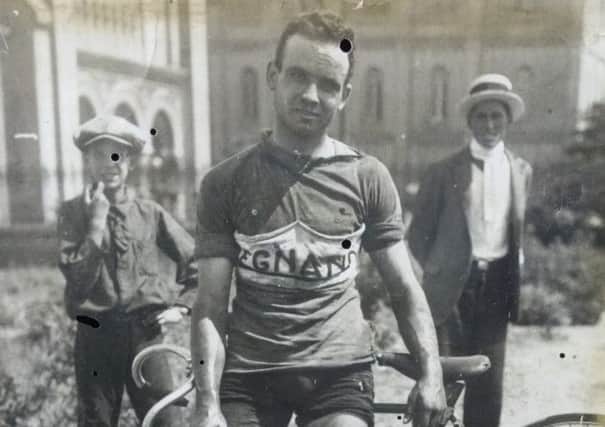 Giulio Bonugli at the 1929 Giro d'Italia finish in Milan  INLT 19-675-CON