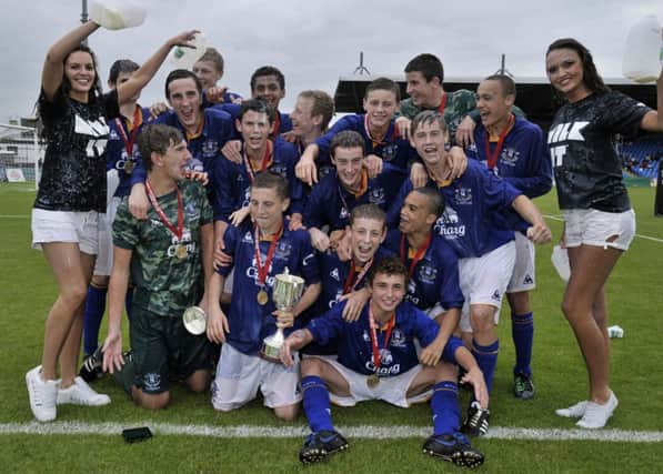 Everton will be back to defend their crown this year again.
©Angus Bicker / Presseye