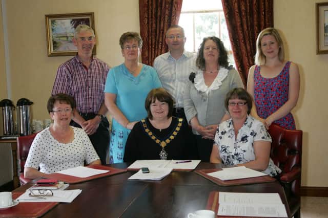 Banbridge District Council Chairman, Councillor Marie Hamilton hosted the first meeting of the newly formed Banbridge District Poverty Forum. Included are, front from left, Maeve Fee, President Banbridge St Vincent de Paul Society, Councillor Marie Hamilton, Council Chairman and Eileen Kerr, Storehouse Banbridge. Back row from left are, Pat Rooney, President Dromore St. Vincent de Paul Society, Mary McAleenan, Banbridge SVDP, Robert Stockley, Community Development Officer and Forum Chairman, Margaret Ellis, Banbridge Citizens Advice Bureau Manager and Katherine McComb, Storehouse Banbridge© Edward Byrne Photography INBL1426-281EB