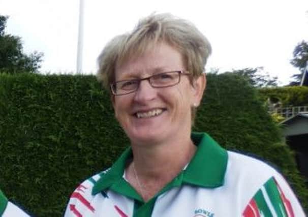 Bowler Barbara Cameron will compete for a bronze medal in the ladies' pairs at the Commonwealth Games on Friday.
