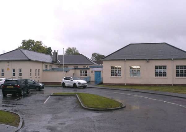 Mallusk Primary School. INNT 41-511CON