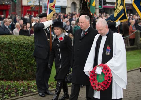 Lurgan Remembrance Day Parade and Wreath Laying Ceremony 2014.  Mr David Simpson MP.  INLM4514-461