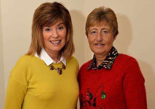 Adrienne Rea (left) donated her kidney to her friend Lorraine Harper. INLT 50-050-PSB