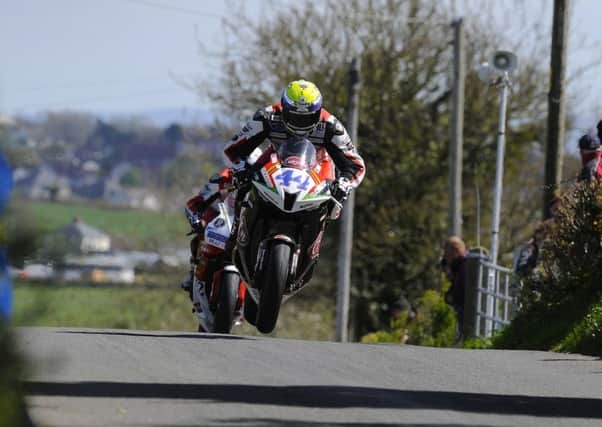 Jamie Hamilton blasts the supersport 600 over the Cookstown jumps.  INLT 17-681-CON