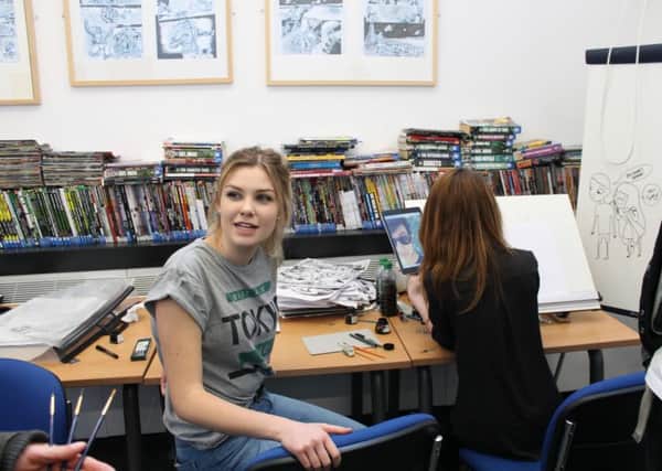 Belfast High pupil Anna Lisk has been sampling life at Dundee University. INNT 19-455-CON