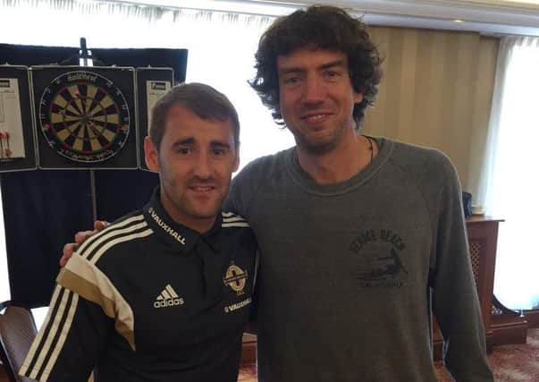 Former Derry City winger Niall McGinn was delighted to meet Snow Patrol signer Gary Lightbody, after the musician met and trained with the Northern Ireland squad yesterday.