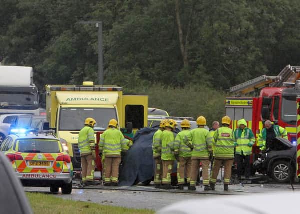 The A1 between Dromore and Banbridge has been closed after the serious crash