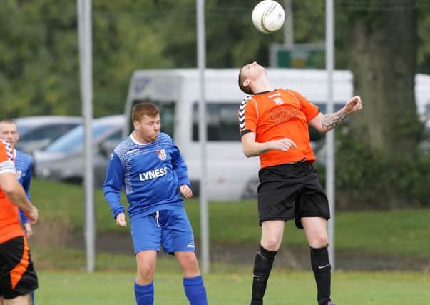 Action from the game between Warren YM 2 and 1st Lisburn 2, at Lisburn Leisureplex. US1537-546cd  Picture: Cliff Donaldson