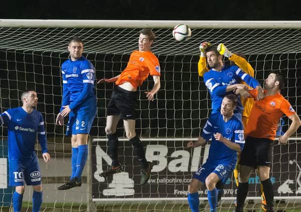 Glenavon go on the attack at Ferney Park