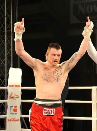 Steven Donnelly notched his fourth World Series Boxing win in Argentina.