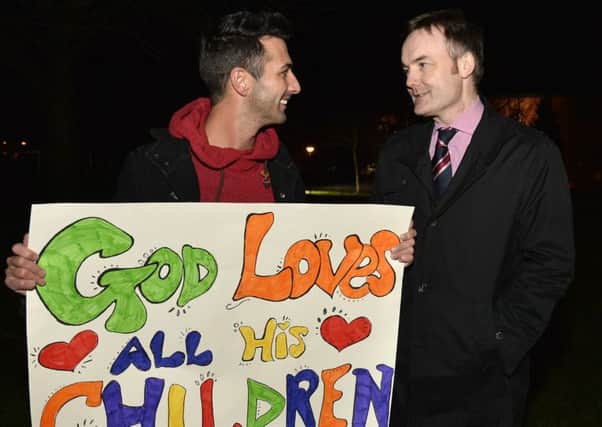 Press Eye - Northern Ireland - 1st February 2016

Photograph:Presseye /Stephen Hamilton

Simon Calvert from the Christian Institute pictured with protestor Daniel May  at the support meeting at the Craigavon civic centre for the McArthur family who own Asher who return to court this week to appeal against  their conviction over the "GAY CAKE ROW"