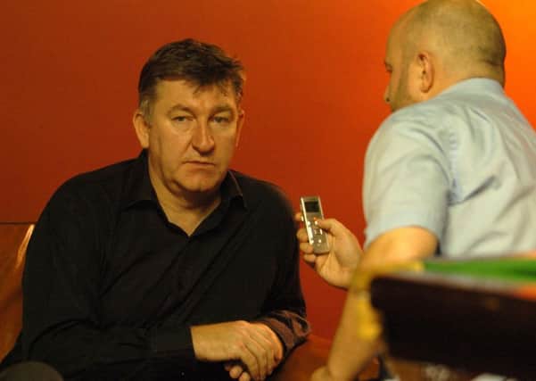 Ex-Manchester United and Northern Ireland winger Norman Whiteside will be in the White Horse Hotel in May.