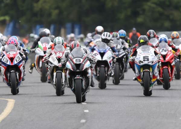 PACEMAKER, BELFAST, 8/8/2015:  Ian Hutchinson (PBM Kawasaki) leads the field at the start of the Superbike race at the Ulster Grand Prix.
PICTURE BY STEPHEN DAVISON