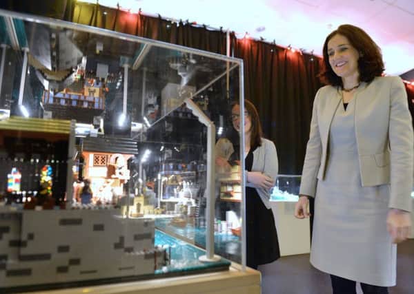 Secretary of State for Northern Ireland Theresa Villiers visits the Nerve Centre in Londonderry today where she viewed the Lego "Brick Wonders Exhibition" and found out more about the work the centre is involved with.
Photo by Aaron McCracken/Harrisons 07778373486
For more info contact NIO Press Office