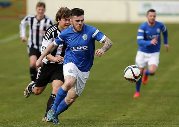 Striker Cathair Friel has joined Ballymena United from Limavady United.